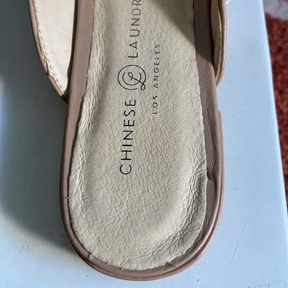 NEW Chinese Laundry Tan and White Straps Graceland Mule US 8 - Picture 6 of 6